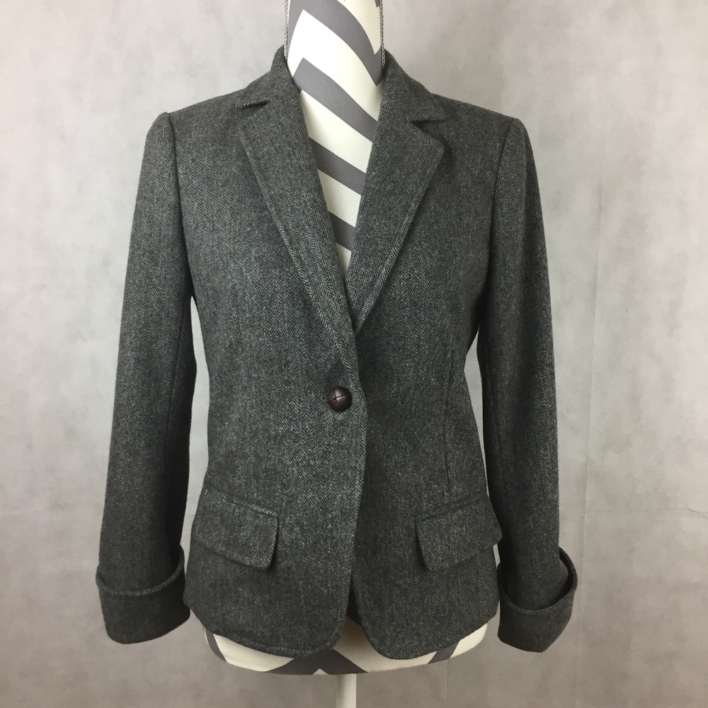 Classic Gray Women's Wool-Blend Blazer Jacket